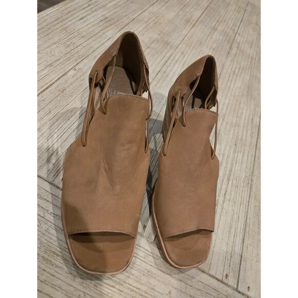 Eileen Fisher Women's Vero Cuoio Peep Toe Block Heel Bootie Brown 8.5 - Picture 2 of 6